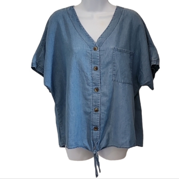 Time and Tru Denim Look Tie Front Button Up Top - Picture 1 of 6